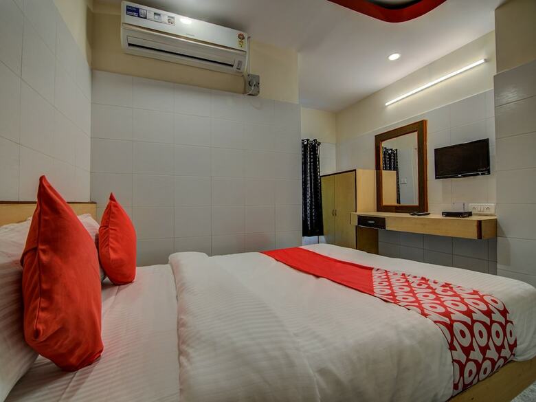 Hotel Oyo 14669 Mayur's Residency