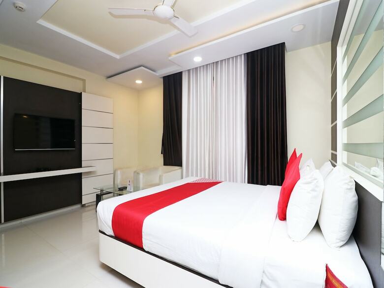 Oyo 7054 Hotel Amabalika