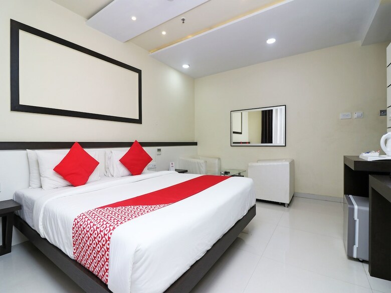 Oyo 7054 Hotel Amabalika