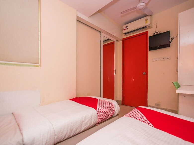 Hotel Oyo 16568 Bhagini Residency