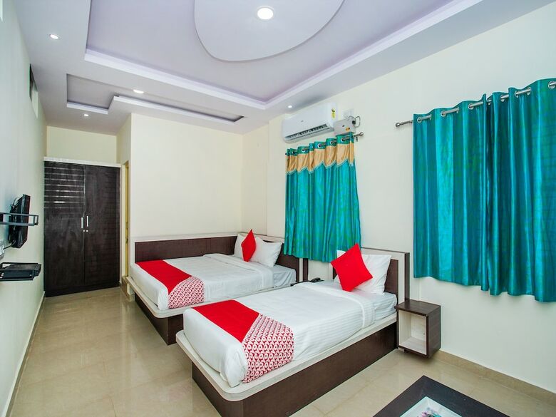 Hotel Oyo 16405 Rg Residency