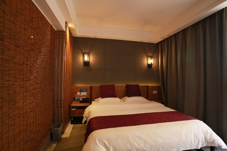 Posada Holland Boutique Inn