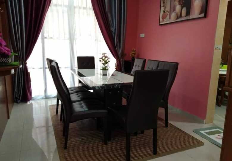 Aisyamyra Homestay