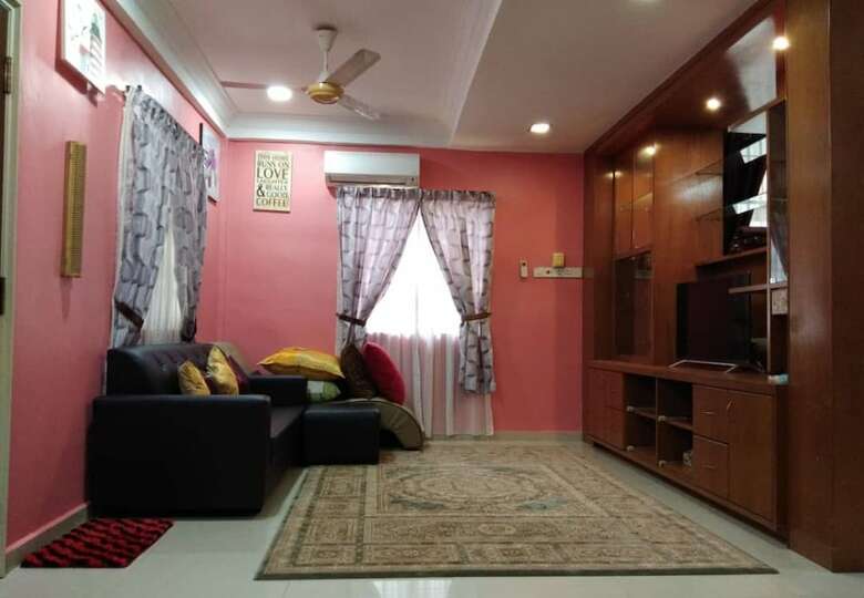 Aisyamyra Homestay