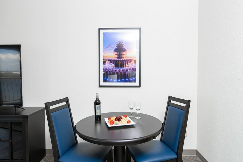 Hotel Holiday Inn Charleston Riverview