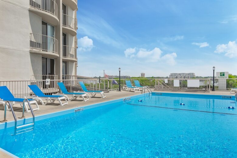 Hotel Holiday Inn Charleston Riverview