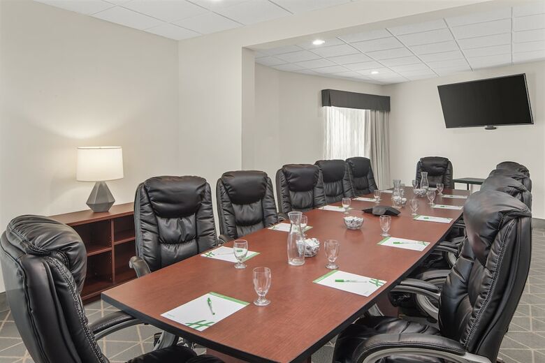 Hotel Holiday Inn Charleston Riverview