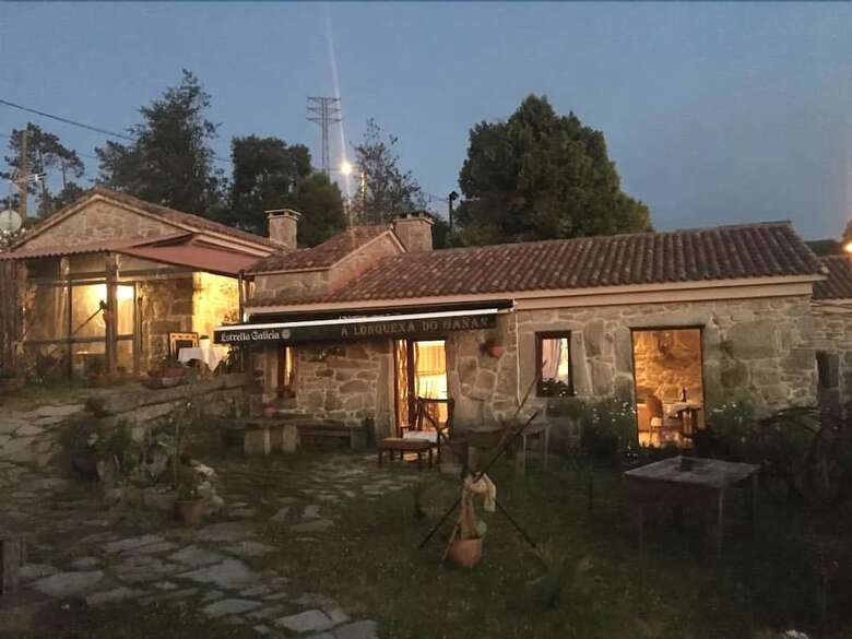 Bed & Breakfast A Lonquexa Do Ga��n
