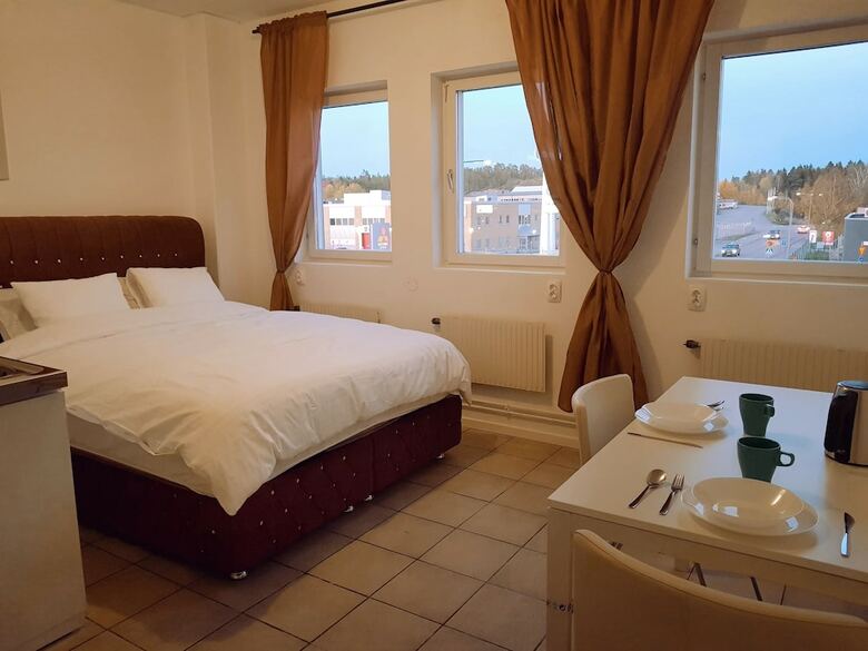 Hostal Patrician Hotel