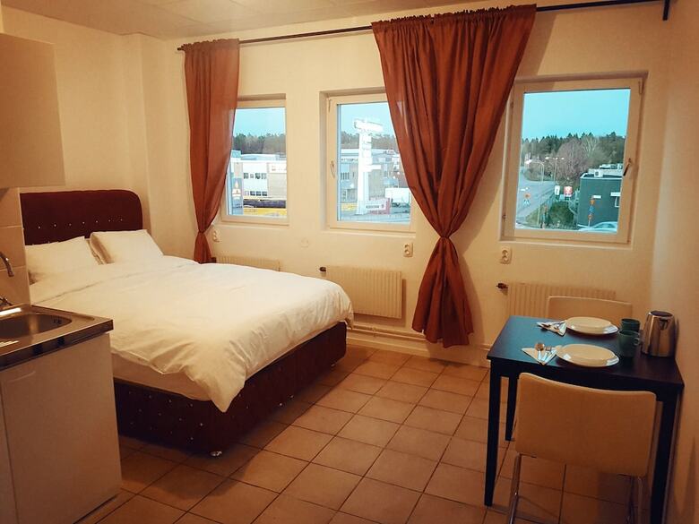Hostal Patrician Hotel