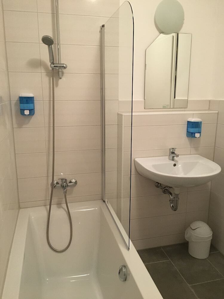 Stundenhotel Krieger