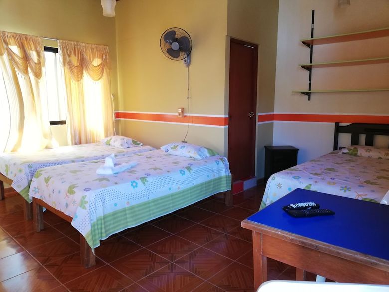 Hotel Hospedaje Cueva Beach