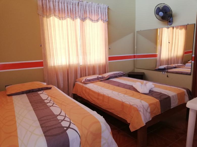 Hotel Hospedaje Cueva Beach