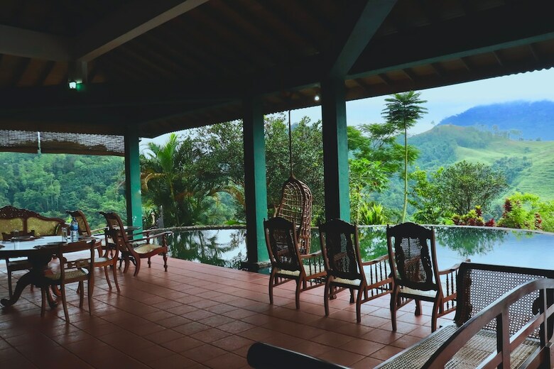 Hotel Paradise Eco Garden