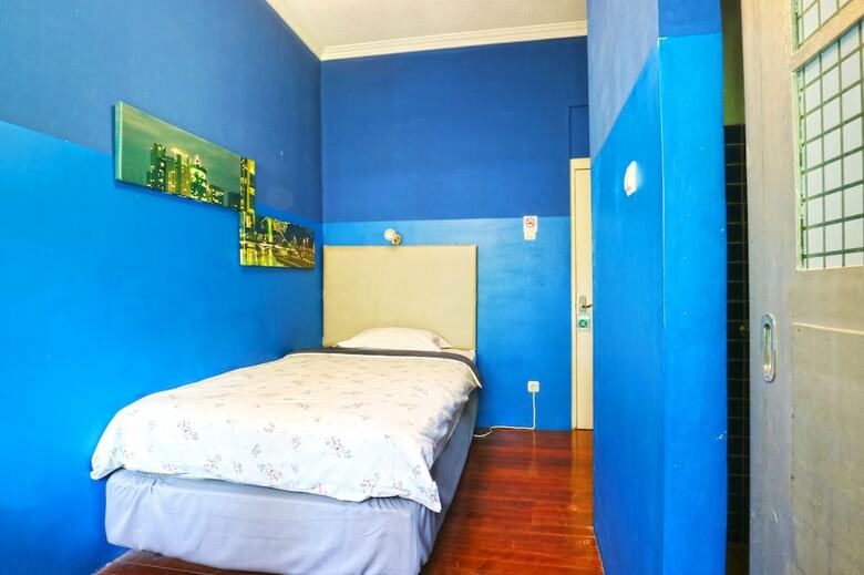 Rose Chamber Bed & Breakfast