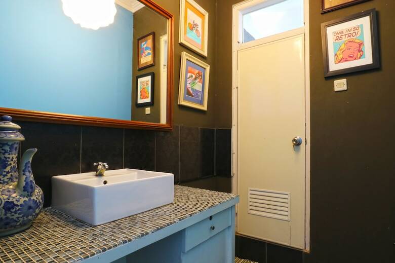 Rose Chamber Bed & Breakfast