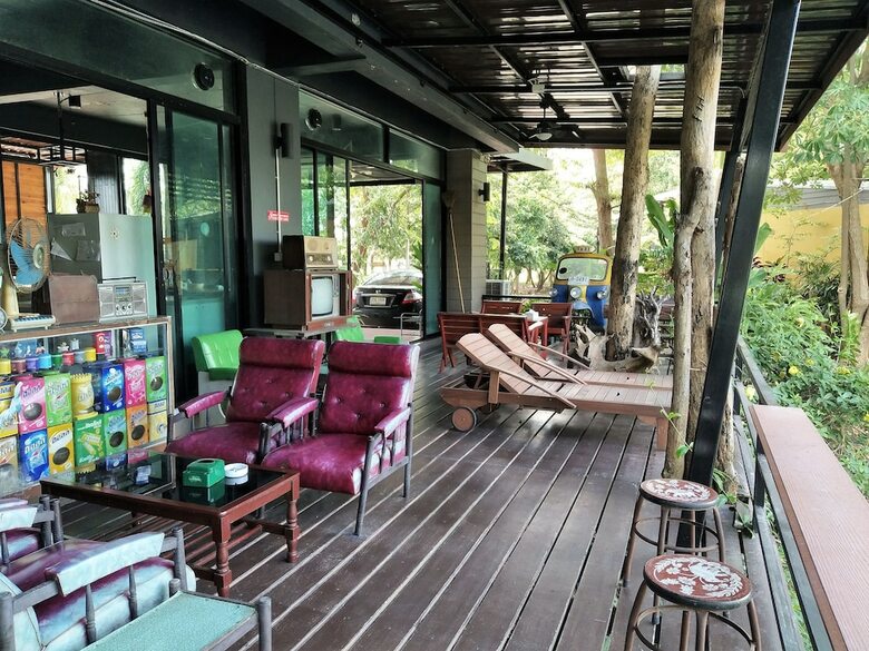 Hotel The Palm Village