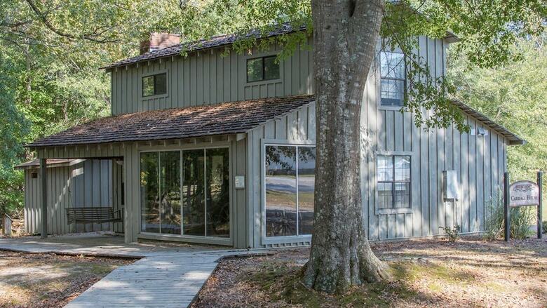 French Camp Bed And Breakfast