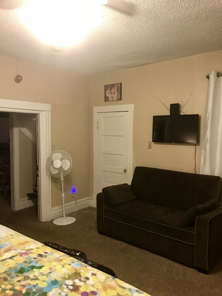 Celestial Rose Bed & Breakfast