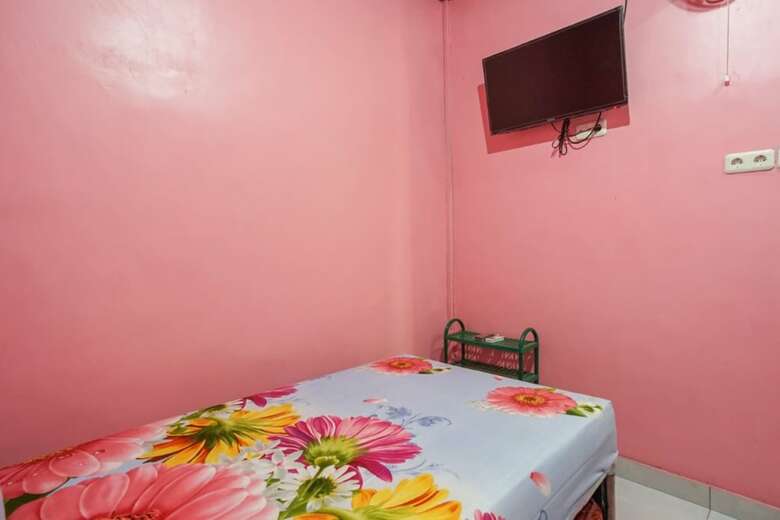Hotel Rumah Kost Maple Winangun