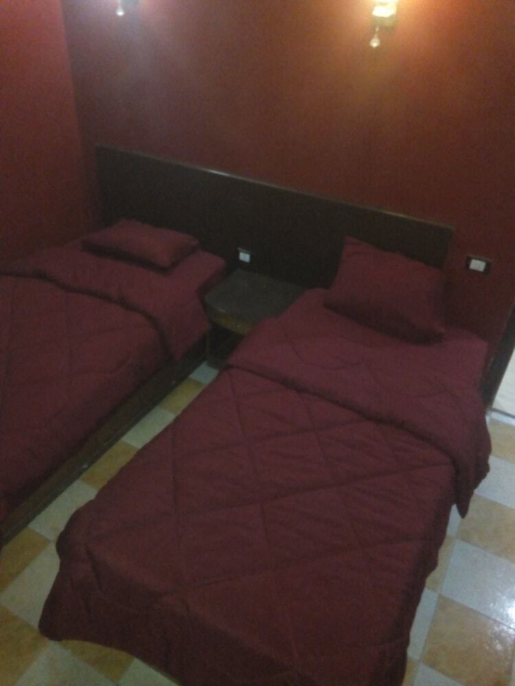 Hotel Oasis Hostel