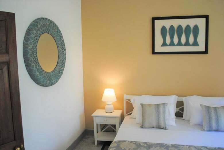 Hotel Arahtis Lake Villa