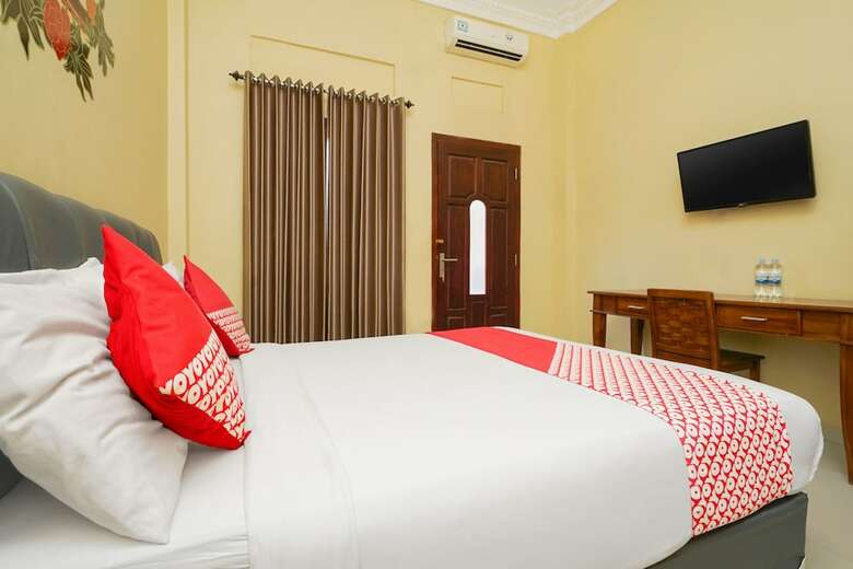 Hostal Oyo 179 68 Residence