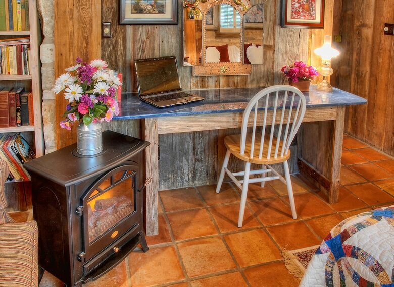 Kuebler Waldrip Haus Bed And Breakfast