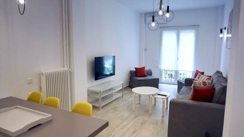 Apartamentos Urban Design Apt In Athens