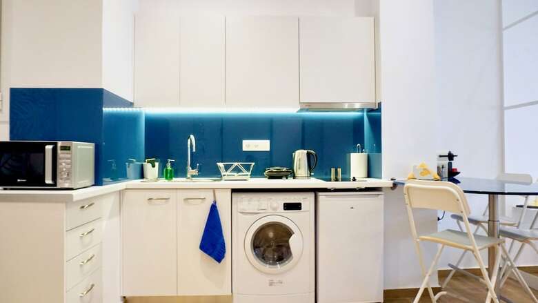 Apartamentos Charming Sunny Studio In Athens