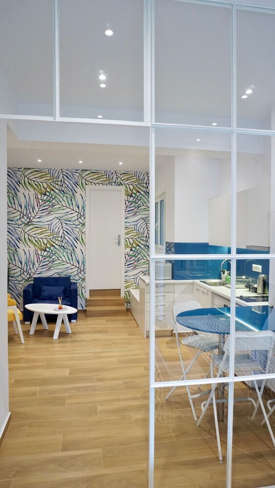 Apartamentos Charming Sunny Studio In Athens