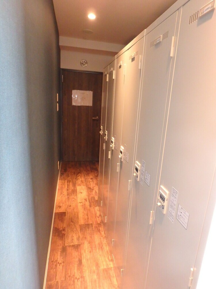 Hostal Bed & Breakfast Renga Daikanyama - Hostel