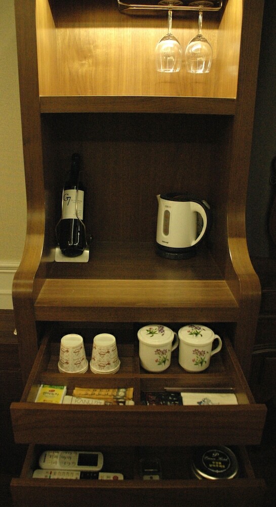 Prince Hotel