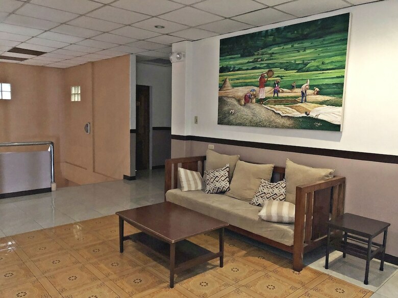 Hotel Tiptop Tower Suite Inn
