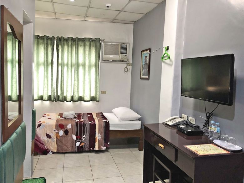 Hotel Tiptop Tower Suite Inn