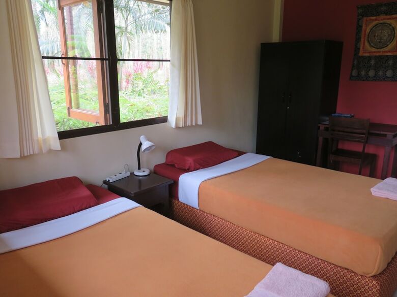 Hotel Manora Garden B & B