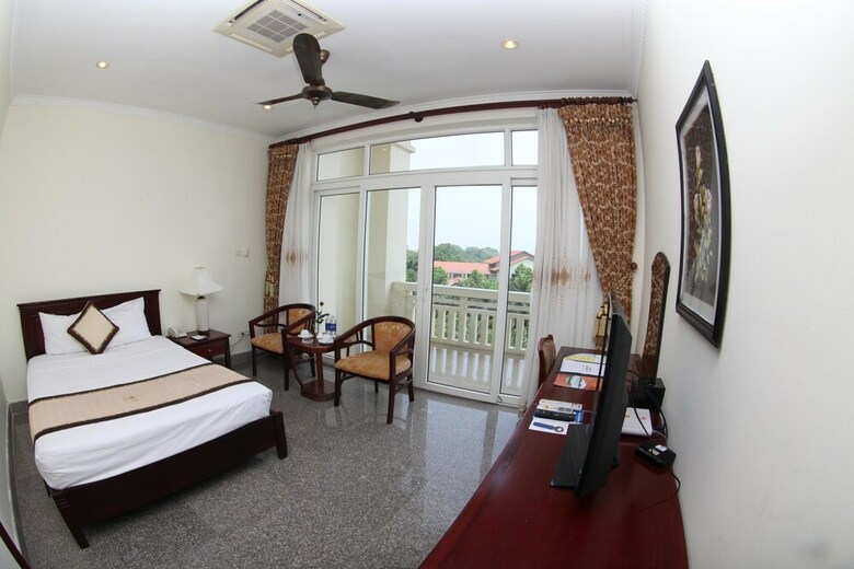 Hotel Song Hong Resort