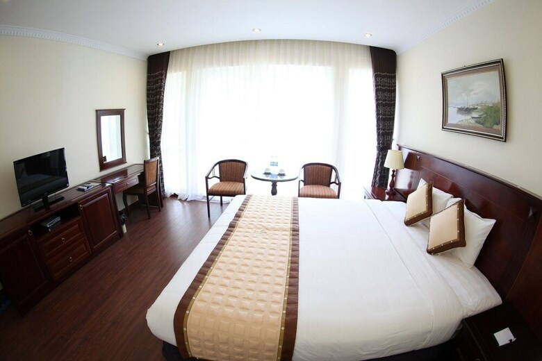 Hotel Song Hong Resort