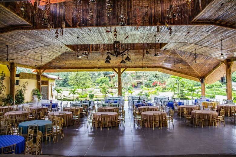 Hotel Rancho Guacamayos