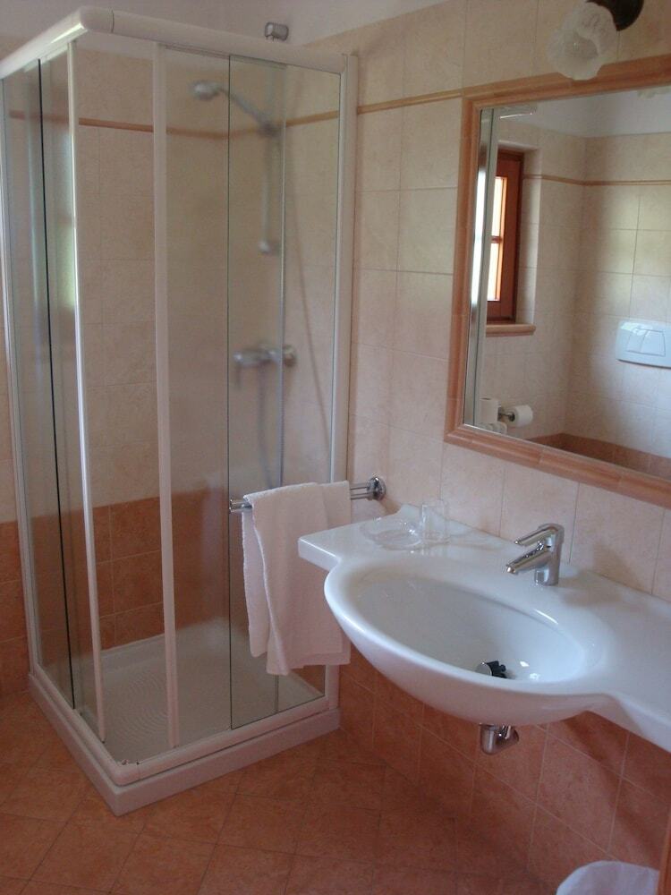 Agroturismo Agritur Cornasest