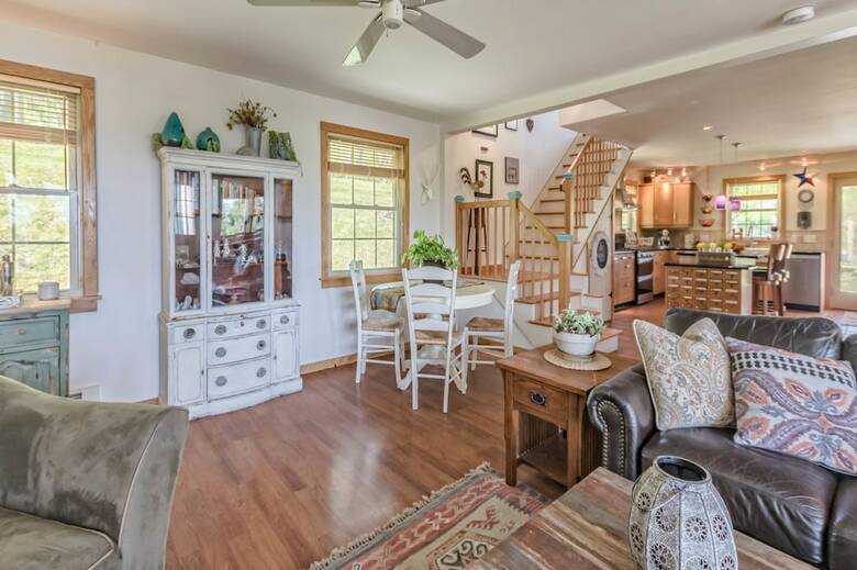Moonshadow Bed And Breakfast