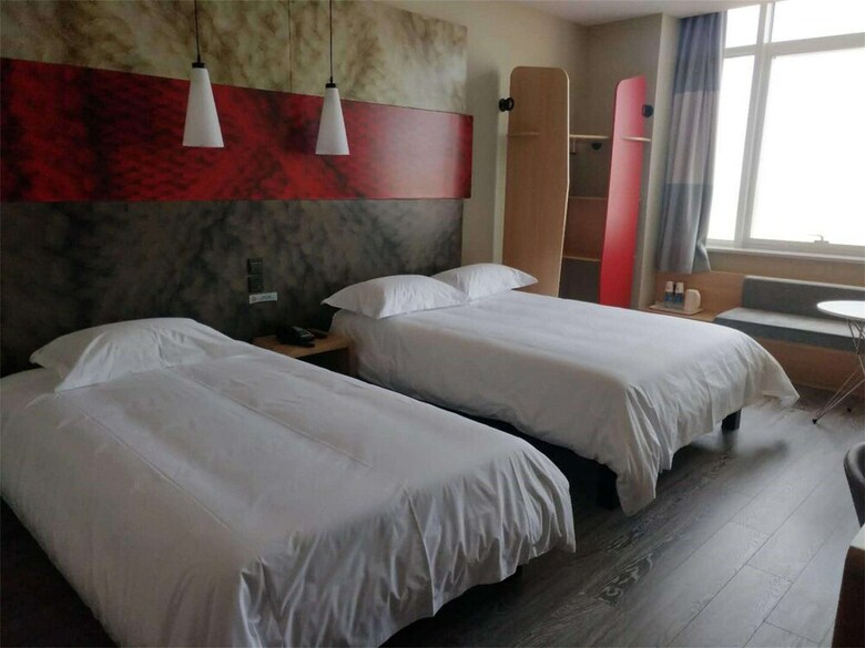 Ibis Panjin Jin Bo Beach Hotel