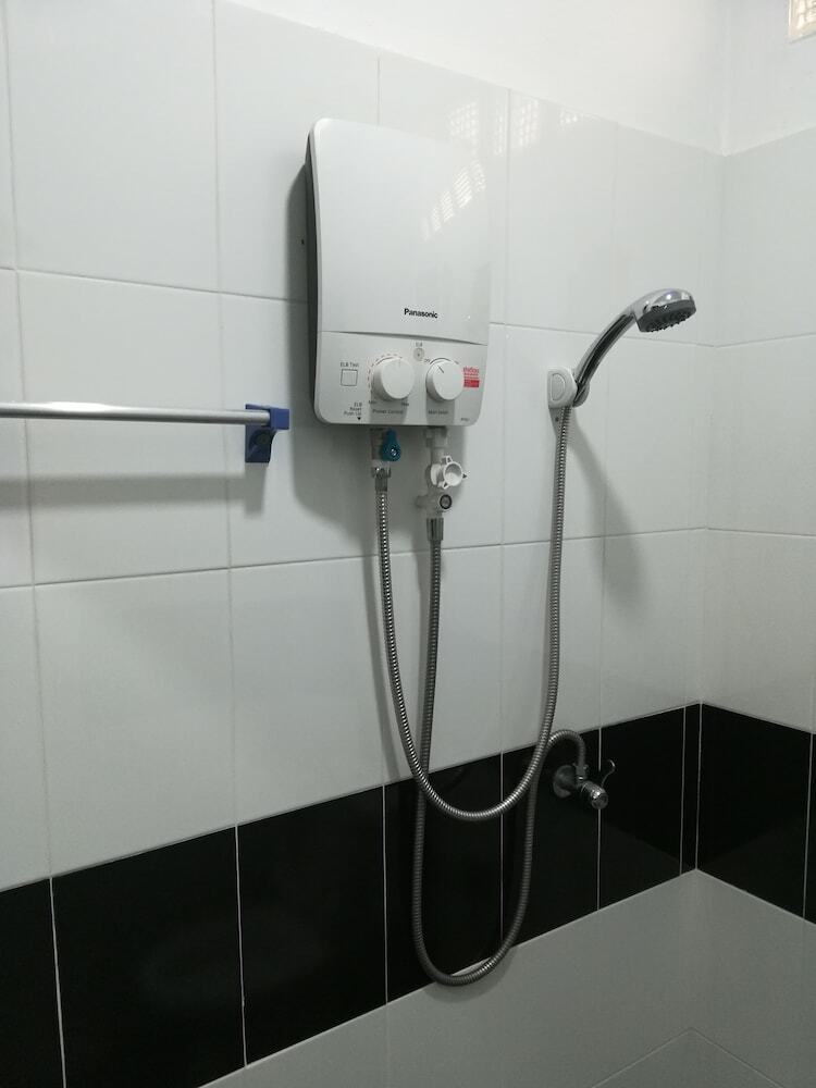 Hotel Sroe Ground Homestay