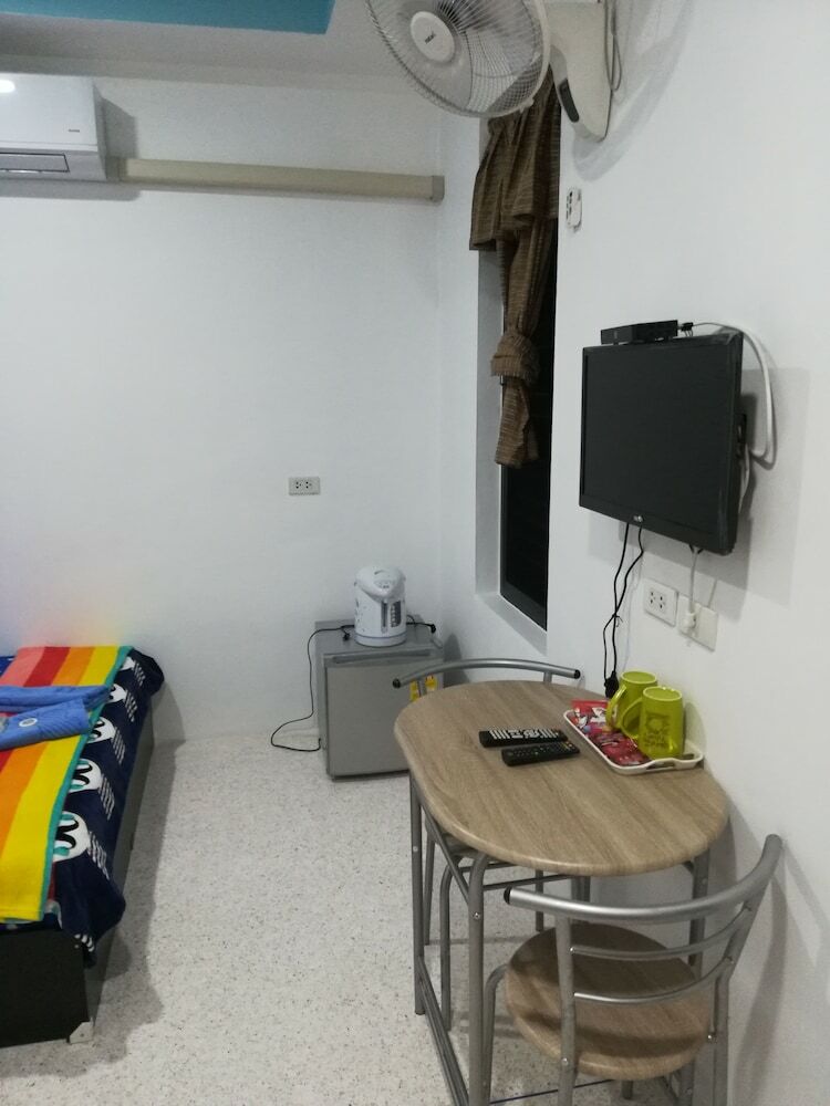 Hotel Sroe Ground Homestay