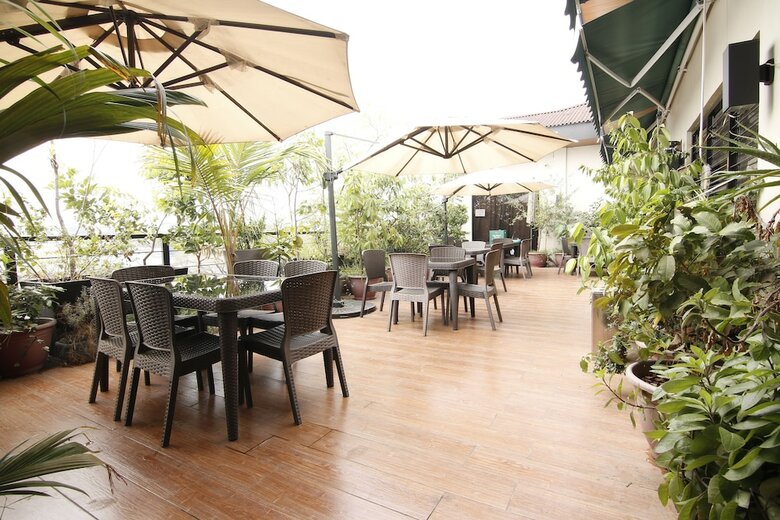 Hotel Oyo 108 Spiral Suites