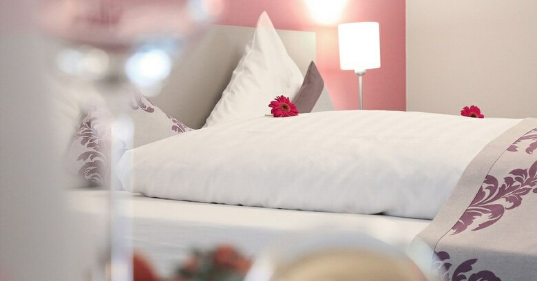 Hotel K�hlichs Paradeism�hle