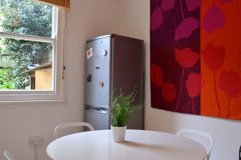 Tooting Broadway 2 Bedroom House