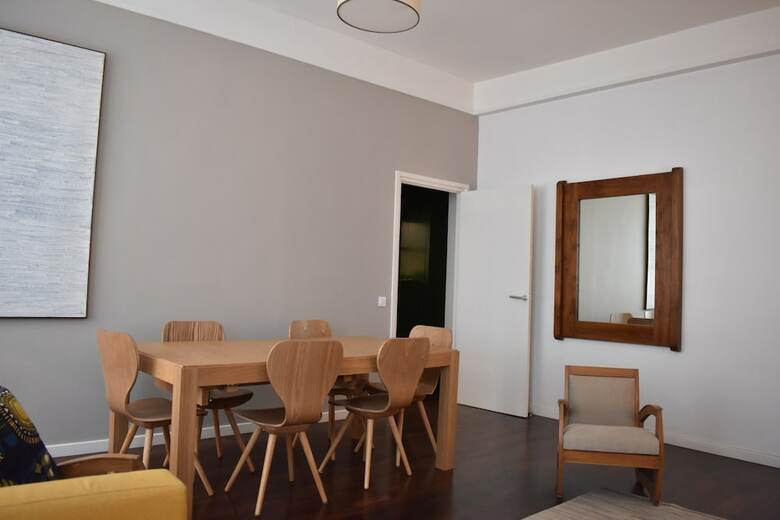 Spacious 3 Bedroom Apartment