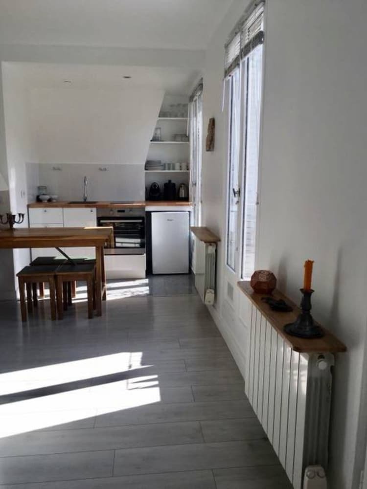 Apartamento Modern Studio In Paris With Balcony