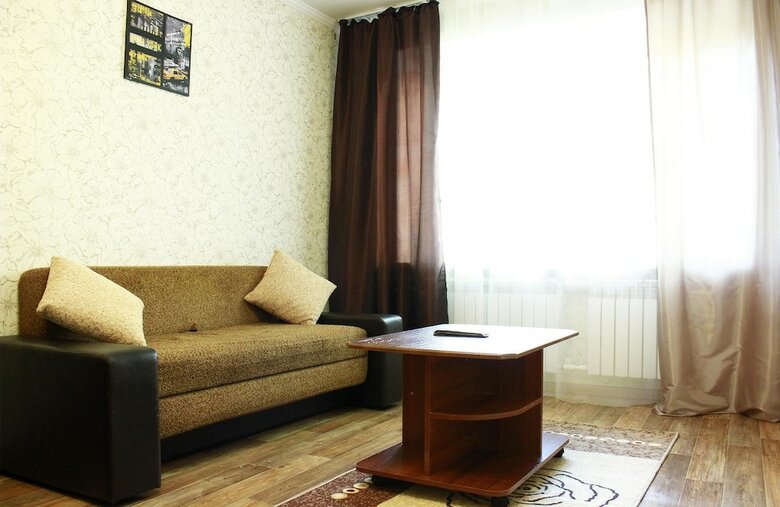 Dobrye Sutki Apartment On Mukhacheva 133